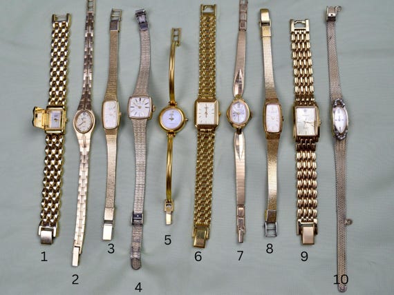 Vintage Gold Women display picture 1