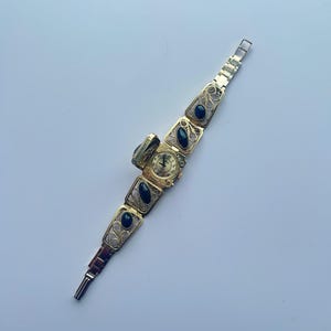 Vintage Russian Yanka Peekaboo womens watch