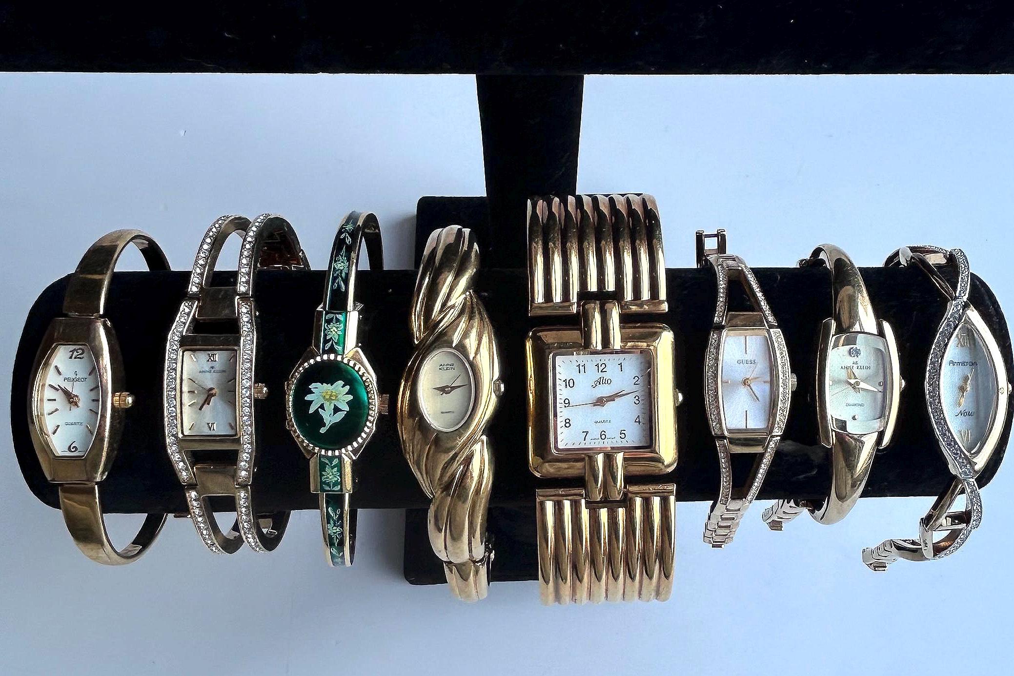 Vintage Peek a Boo Watch - Etsy