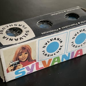 Vintage 1970s Sylvania Flip Flash Super 10 Flash Cube Stick In Original - Foto 2