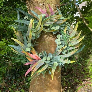 Mixed Foliage Wreath | Year-Round Wall Decor | Handcrafted Natural Charm