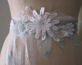 Fairy Green Wedding Dress SASH, one of a kind, Boho Wedding Dress Sash, Green Sash, Ribbon Sash. Wedding Gown Sash, Daisy lace, Mint green