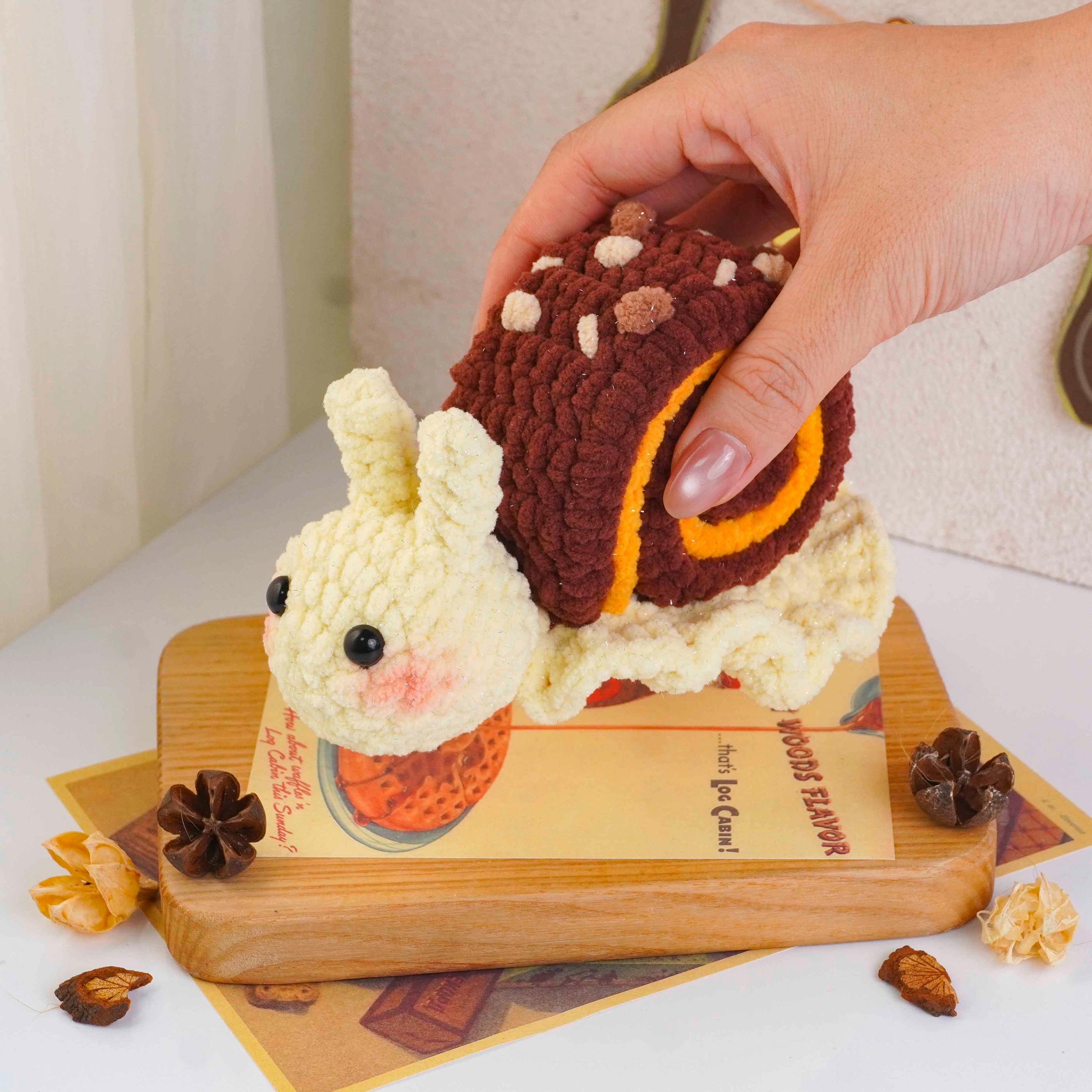 サーニット 粘土 ドール くるみ殻入り 男の子 &Cinnamon 様作 Cinnamon Roll Snail Crochet Pattern, Animal Bread Crochet Pattern