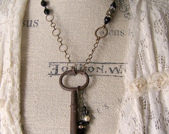 Altered Skeleton Key Necklace Altered Key Necklace Antique Skeleton Key Vintage Style Necklace Vintage Gypsy Jewelry Vintage Pearl