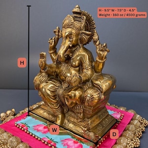 Product spec image showing 9.5" height, 7.5" width, 4.5" depth and 4500g weight of Brass Ganesha idol