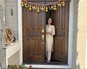 Pearl Marigold Toran – Handcrafted Indian Doorway Decor