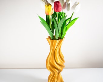 Modern Wavy Vase For Dried Flowers, Unique Shelf Decor, Funky Home Decor Gift For Mom , Modern Decor Objects, Valentine&#39;s Day Gift For Her