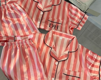 Personalised pyjamas, custom women’s pyjamas, bridesmaid gift, personalised birthday pyjamas, stocking filler gift, pink personalised pjs