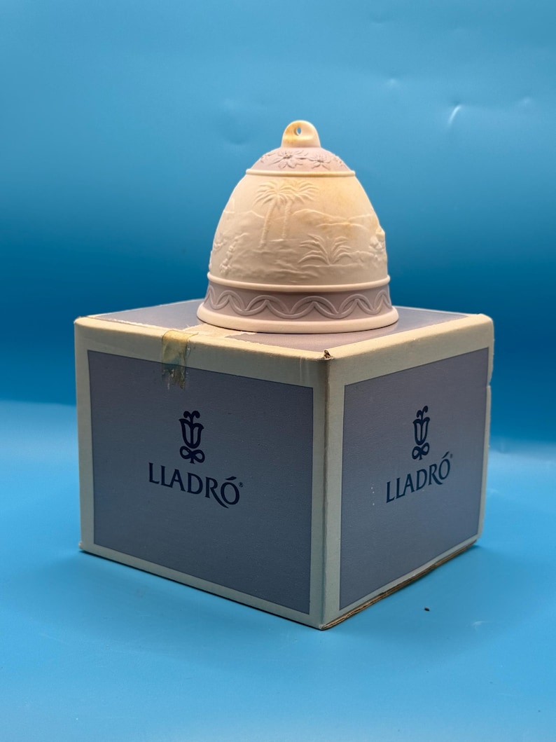 Lladró Christmas Bell - Thumbnail 3