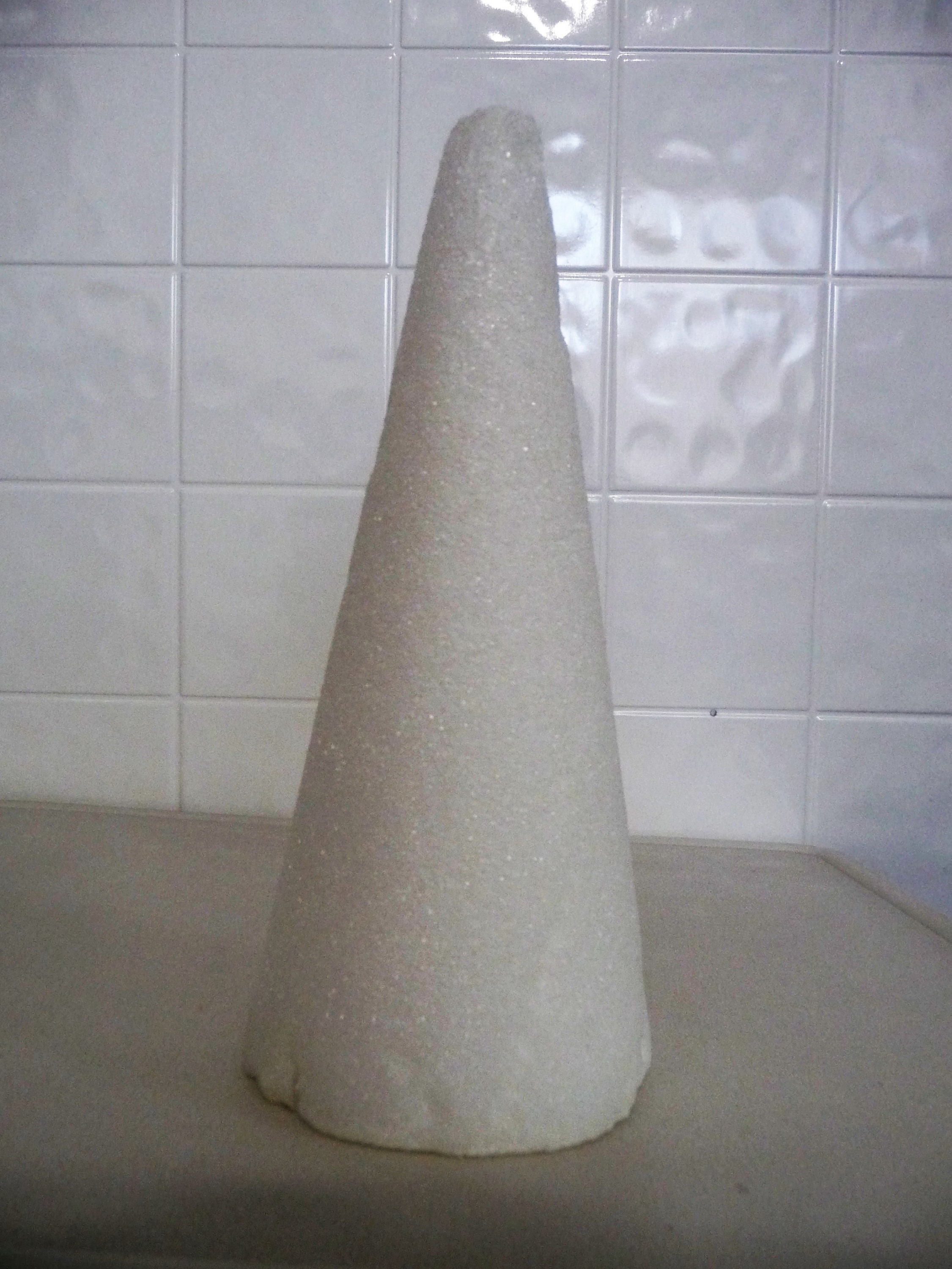 4 Soft Foam Cones, 3/pk 4.17tall X2.16wide Base, Soft Craft Foam, Eps  Polystyrene Smooth Finish Quilted Ornaments Bead Sequin Kimekomi 