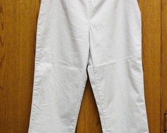 Westbound Petites Women's Cotton/Lycra Tan Capri Pants; Size 14 (USED)