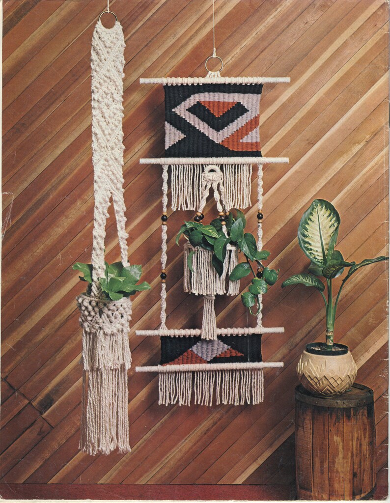 USED Leisure Time Publishing; Phoenix; Good Booklet Sarah and Kauss Linda - Macram\u00e9 Happenings Macrame Pattern Book Editors Auffret