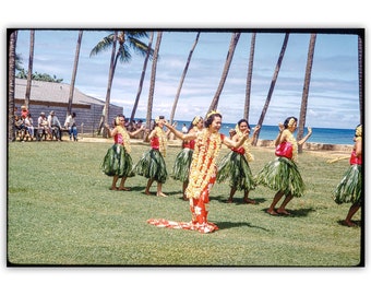 Vintage Hula Dancers Photograph: 1950s Oahu Island Art Print