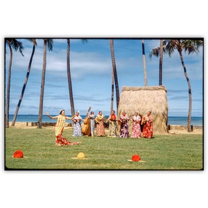 Hawaiian Hula Dancers Vintage Photograph – Mid-century Oahu Island Art Print | Hawaiian Culture Wall Art for Home or Office