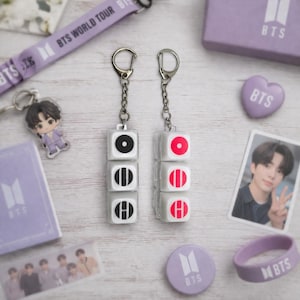 Portachiavi cubo antistress BTS Arirang Bangtan Boys Kpop Giocattolo antistress Regalo ARMY Mini portachiavi cubo antistress Simpatico giocattolo antistress