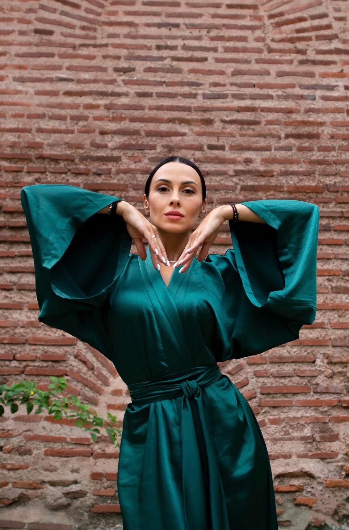 Emerald Green Ice Satin Kimono Robe Dress, Wide Sleeve, Elegant Evening ...