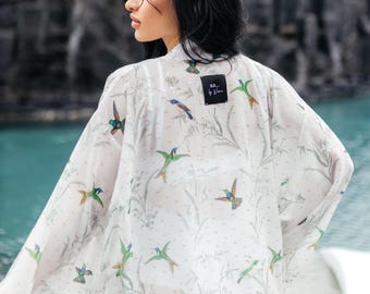 Vestaglia leggera in seta con stampa di uccelli, giacca kimono boho, capo di moda artigianale
