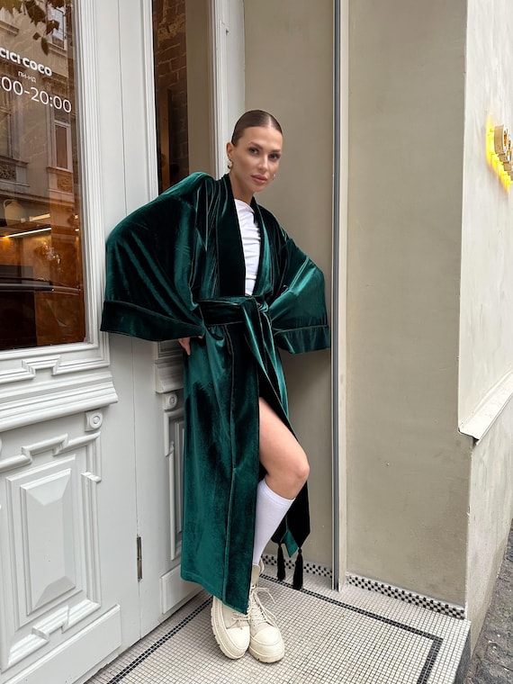 Luxury Emerald Robe, Velour Women's Kimono, Long Robe, Elegant Home Outfit, Green  Dressing Gown Valentines Day Gift for Girlfriend - Etsy Canada