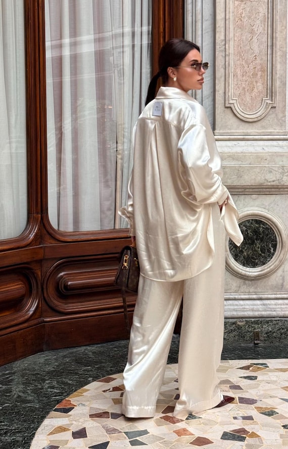 Elegant Bridal Suit for Civil Wedding, Flowy Trousers and Blouse, Vacation Wear, Everyday Chic Outfit, Work or Travel, Silk Shirt and Pants