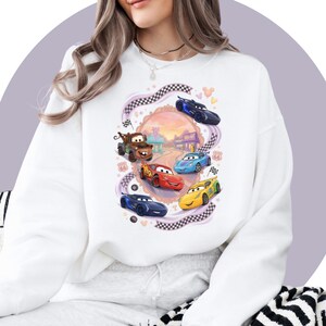 Disney Bilar T-shirt - Blixten McQueen Kylarfjädrar T-shirt För Barn Och Vuxna bild 5