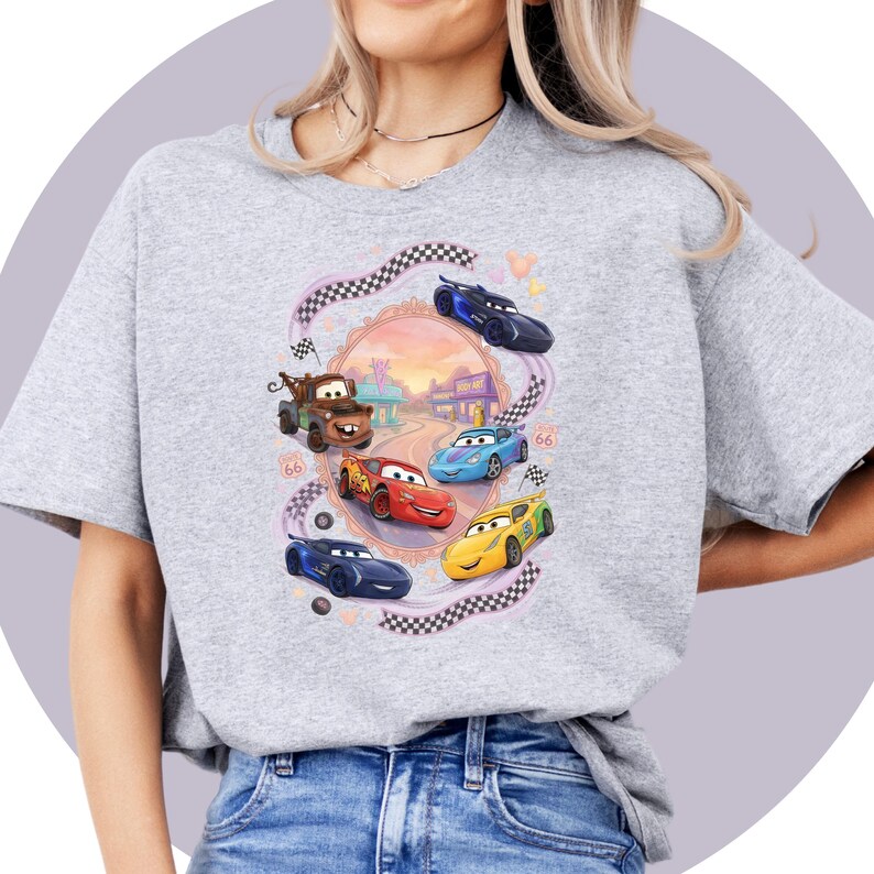 Disney Bilar T-shirt - Blixten McQueen Kylarfjädrar T-shirt För Barn Och Vuxna bild 7