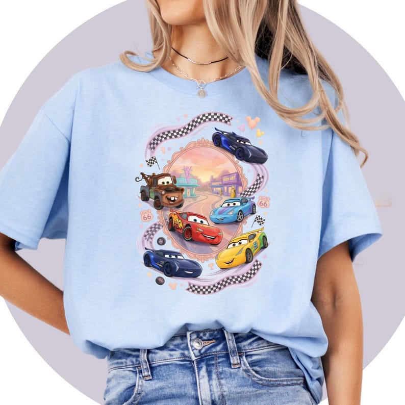 Disney Bilar T-shirt - Blixten McQueen Kylarfjädrar T-shirt För Barn Och Vuxna bild 2