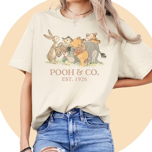 Camiseta de oso Pooh / Disney Magical / Idea de regalo de Disney / Camiseta de viaje a Disney / Camiseta sudadera con capucha / Camiseta gráfica / Manga corta /