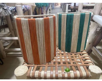 Handgjord vägglampa i raffia: Boho lampskärm, belysning i naturfiber