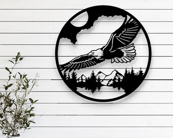 Silueta de águila y paisaje de montaña cortada con láser, archivos