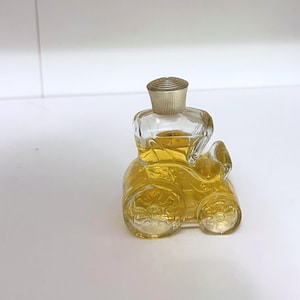 Vintage Avon &quot;Moonwind&quot; fragrance cologne for women in Glass 1 oz. Courting Carriage Bottle - Some Fragrance Perfume Included