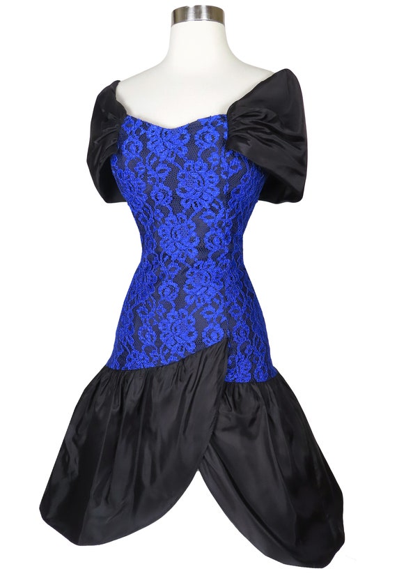 Vintage 80s Black Blue LACE Full Skirt Mermaid Pr… - image 4
