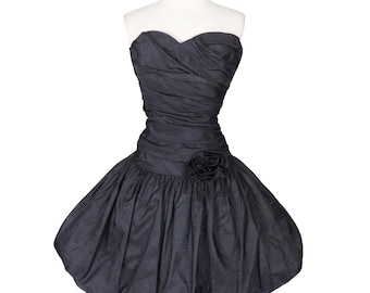 Vintage 80s Black Strapless Sweetheart Smocked Shirred Back Full Bubble Skirt Cocktail Party Prom Dress NOS New NWT Moire Taffeta