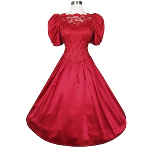 Vintage 80er Jahre Rote Spitze Puffärmel Satin Voller Rock Abschlussball Party Kleid S M Kleine Mittel Rüschen Großer Rücken Bogen Kostüm Valentinstag Urlaub