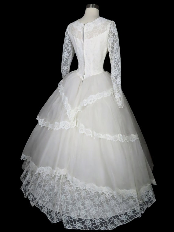 Vintage 50s White Floral LACE Tiered Wedding Dres… - image 9