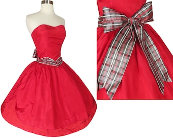 Vintage 80s 50s Red Strapless Full Skirt Prom Party Dress XXXS XXS Ribbon Gold Black Plaid Petite Moire Taffeta Valentines Day Sweeteheart