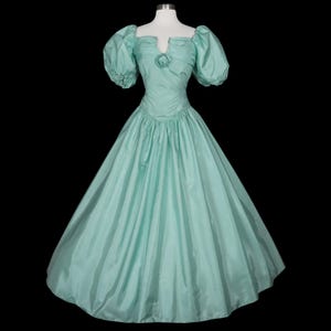 Vintage 80s Seafoam Taffeta Ballgown Puff Sleeves Off Shoulders Full Skirt Prom Gown Party Dress XS Extra Small Mermaid Princess Costume