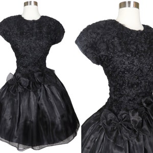 Vintage jaren 80 zwarte organza strikken volledige rok cocktailparty galajurk S kleine popcorn dames kostuum korte glanzende glans glamour pure avant-garde