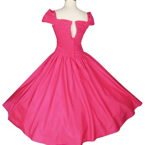 Vintage 00’s drawstring pink St Thomas skirt