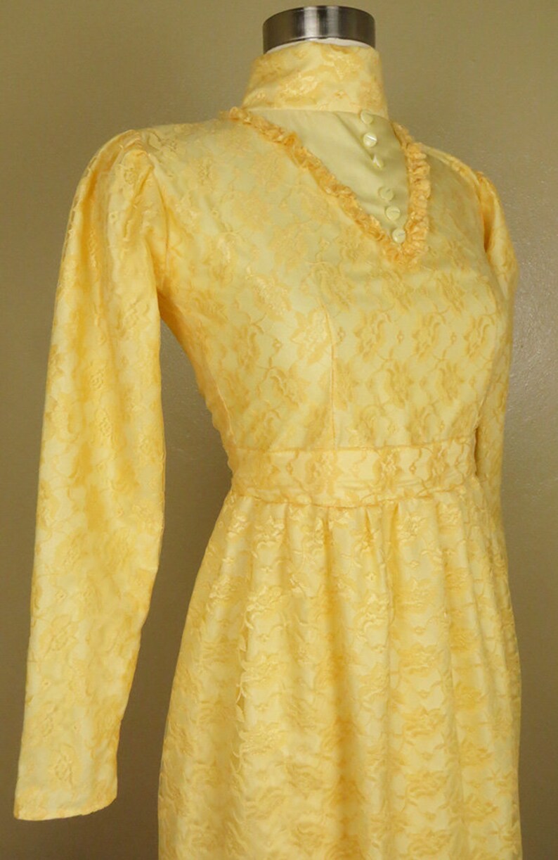 Cottage Core Vintage 70s MAXI Dress S Small YELLOW LACE Long Sleeve High Neck Empire Waist Hippy Hippie Boho Bohemian Sunshine Cottage Core