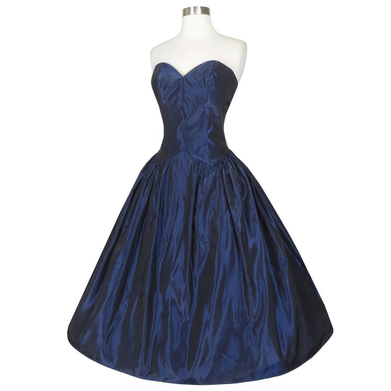 Vintage 80s 50s Navy Blue Taffeta Sweetheart Strapless Full Skirt Prom Party Dress S Small Low Back Classic New Look Rockabilly Pinup Swing image 5
