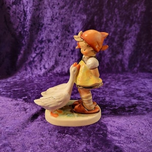 Vintage Goebel Hummel Figurine Goose Girl #47/0 TMK-5 W Germany
