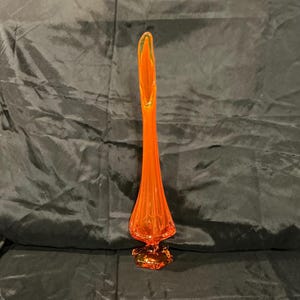 Vintage 1960’s-70's Mid Century Viking Glass Persimmon Amberina 6 Panel Swung Vase 15” Glows Under Black Light
