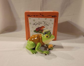 Vintage Westland Giftware Fanciful Frogs Figurine 