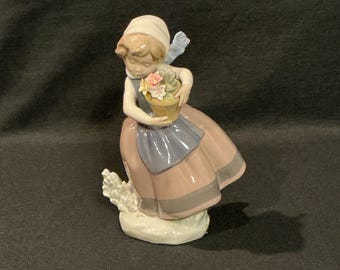 Lladro Figurine 