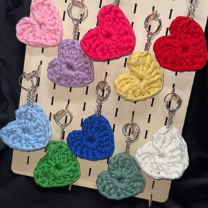 Herz Schlüsselanhänger | Herz Schlüsselanhänger | Herz | Handgefertigte Schlüsselanhänger | Herz Taschenanhänger | Taschenanhänger | Geschenk | gehäkelt | Gehäkelte Schlüsselanhänger | Schlüssel