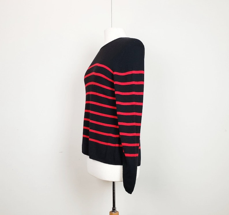 Vintage Sweater Black Red Stripe Wool Blend Women/'s L 90s Jaeger