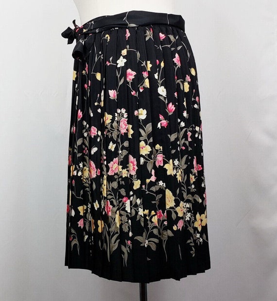 Vintage 90s Skirt Black Floral Pleated Belt Women… - image 3