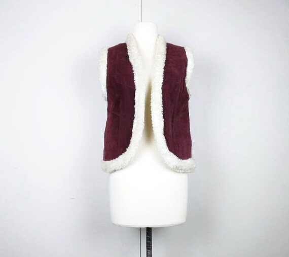 burgundy sweater vest womens