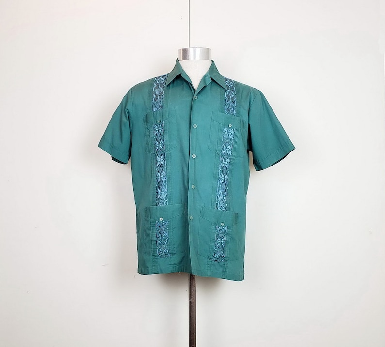 Vintage Shirt Guayabera Green Blue Embroidered Men/'s M 80s