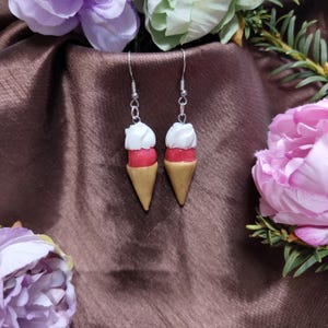 Polymer Clay Eistüte Ohrringe - Handgemachter Spaß und wunderlicher Schmuck, Edelstahl-Haken, leichter Sommer-Stil, süßes Geschenk